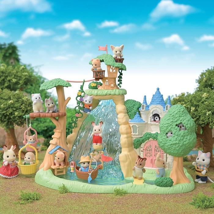 Epoch Sylvanian Families Family Trip House – Secret Forest Waterfall – 3+