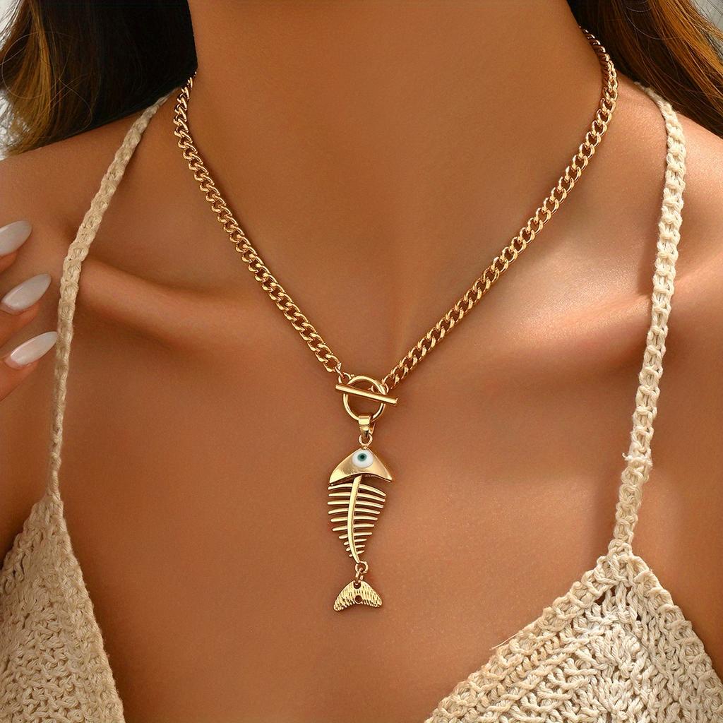 Bohemian Fishbone Pendant Necklace, Gold Collarbone Chain, Exquisite Fishbone Design, A Versatile Layered Jewelry Suitable for Casual and Formal Wear.