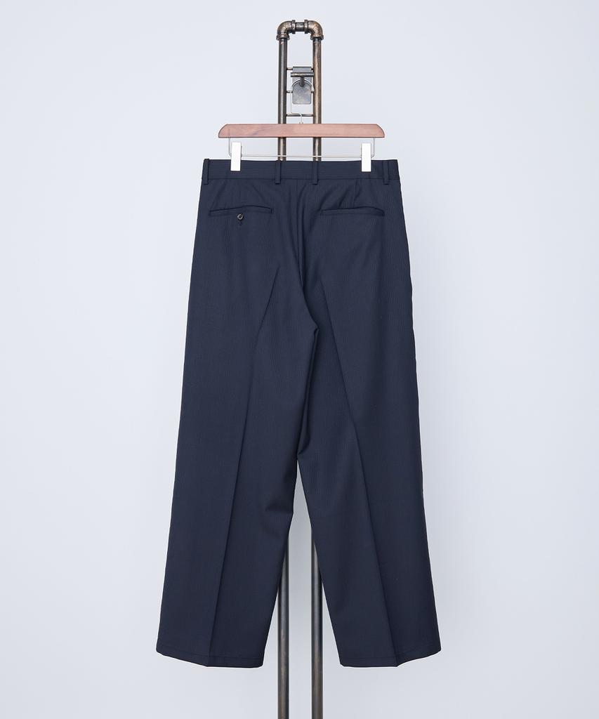 Wodeulobeuseutaendadeu Wide Tuck Slacks Black Stripe