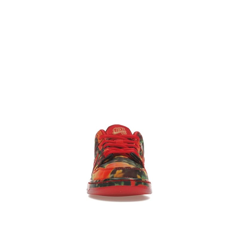 Nike SB Dunk Low Pro QS Buty do skateboardingu dla dzieci w wieku przedszkolnym Varsity Red University Gold FZ1236-600