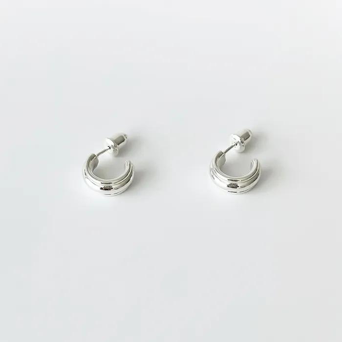Shell earrings