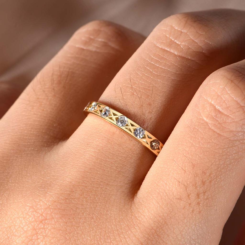 2mm S925 Sterling Silver 18K Gold Plated Pave Setting Crisscross Eternity Band Moissanite Unisex Wedding Ring Trendy 2.0g