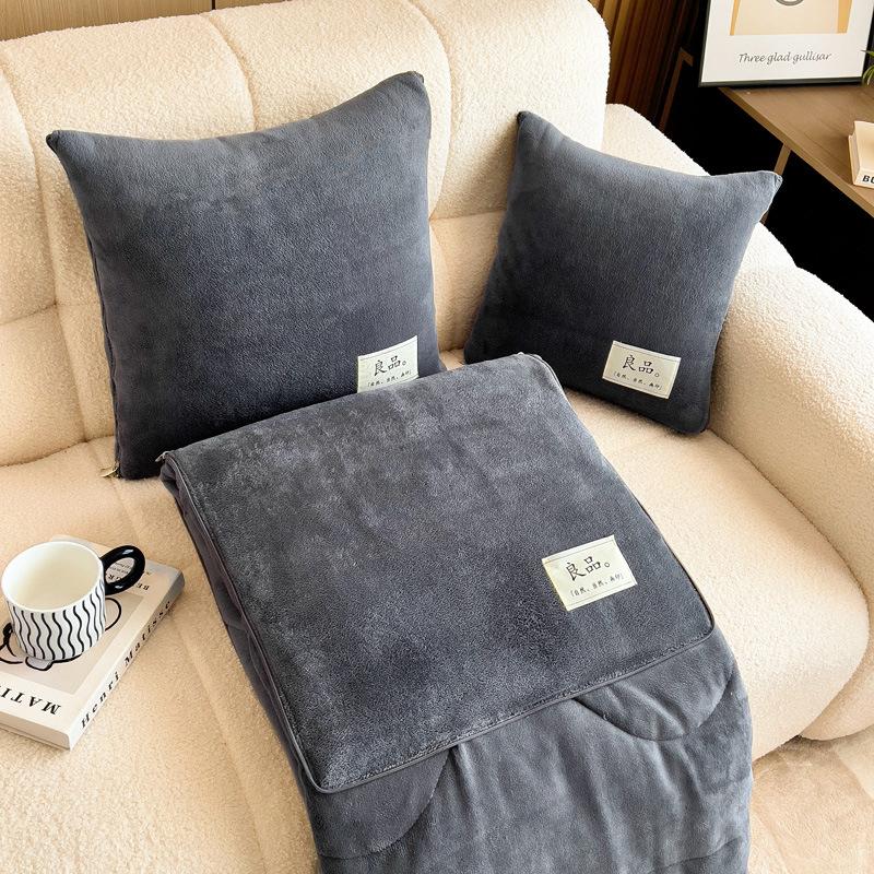 Thickened milk fleece throw pillow quilt dual-purpose two-in-one office nap pillow car cushion quilt