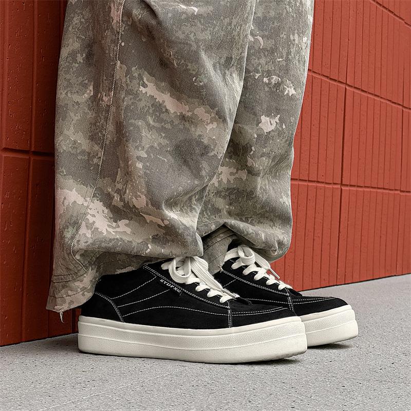 Fashion Spring and summer men's shoes Classic  trend design styles outdoor street walking Black versatile youth shoes Hot New