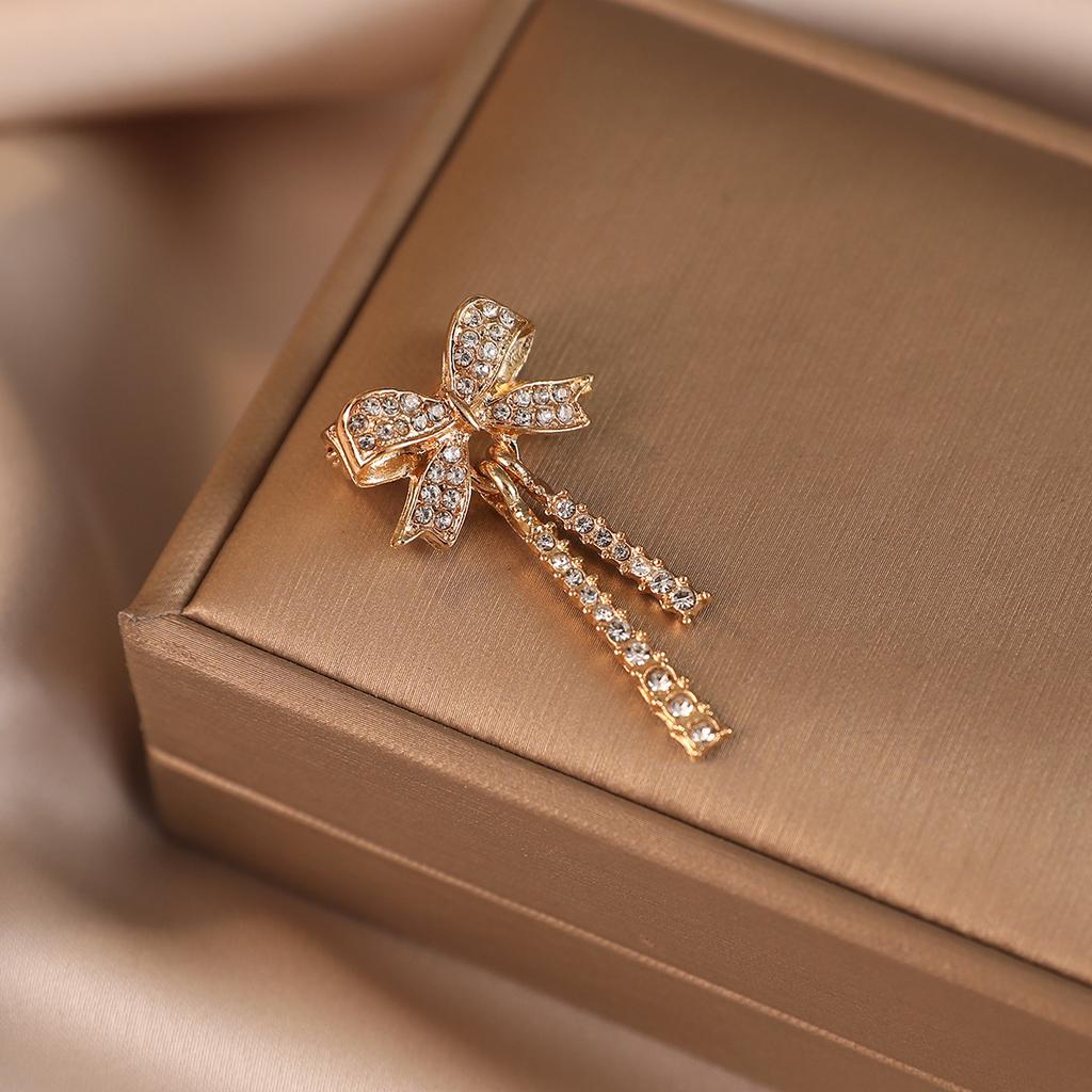 Exquisite Diamantenbesetzte Schleifenbrosche Lange Quaste High-End Koreanischer Stil Einzigartige und Blendfreie Brosche