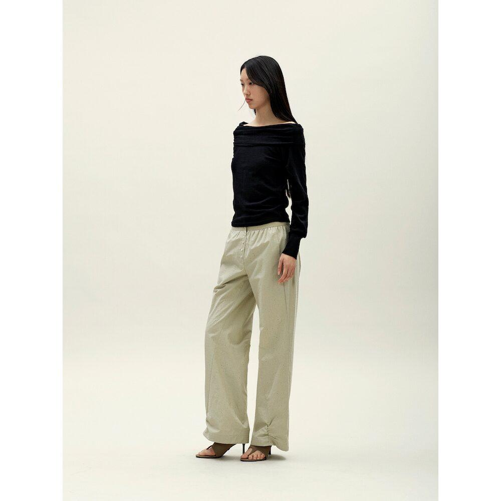 Anggae Off Shoulder Pullover Black