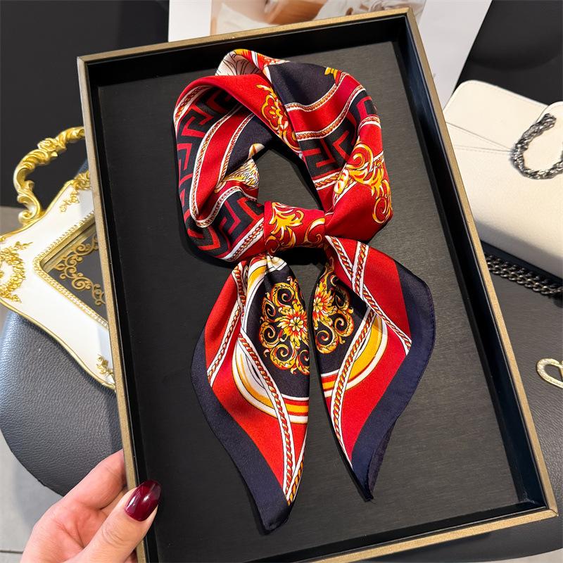 Luxury and Elegant Ancient Rhyme Printed Silk Scarf Square Scarf High-end Sense Versatile Shawl Sunscreen Neck Small Square Scarf Headscarf Women's Sc