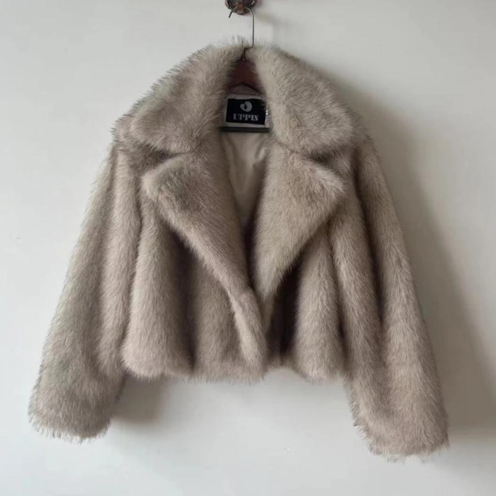 VAYLA Luxury Brand Autumn Winter Fur Coat Women Short Lazy Wind Fox Fur Jacket Cropped Fluffy Casaco De Pele Feminino