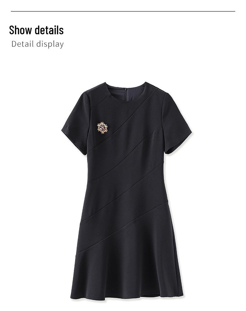 Elegant Minimalist Round Neck Short Sleeve Women's Summer Dress
