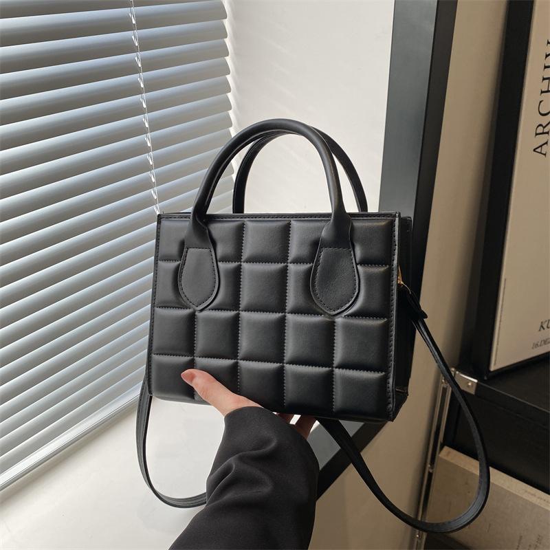 New Fashion Faux Leather Square Shoulder Bag for Women Korean Style Handbag Crossbody Purse