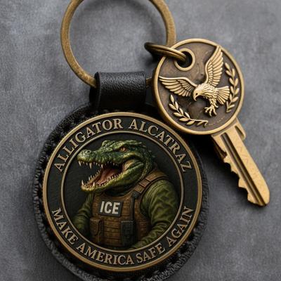 Crocodile Inmate Mugshot Coin Florida Everglades Prison Memorabilia Coin Funny Crime History Challenge Coin Collectible Gift for Men Coin Collectors