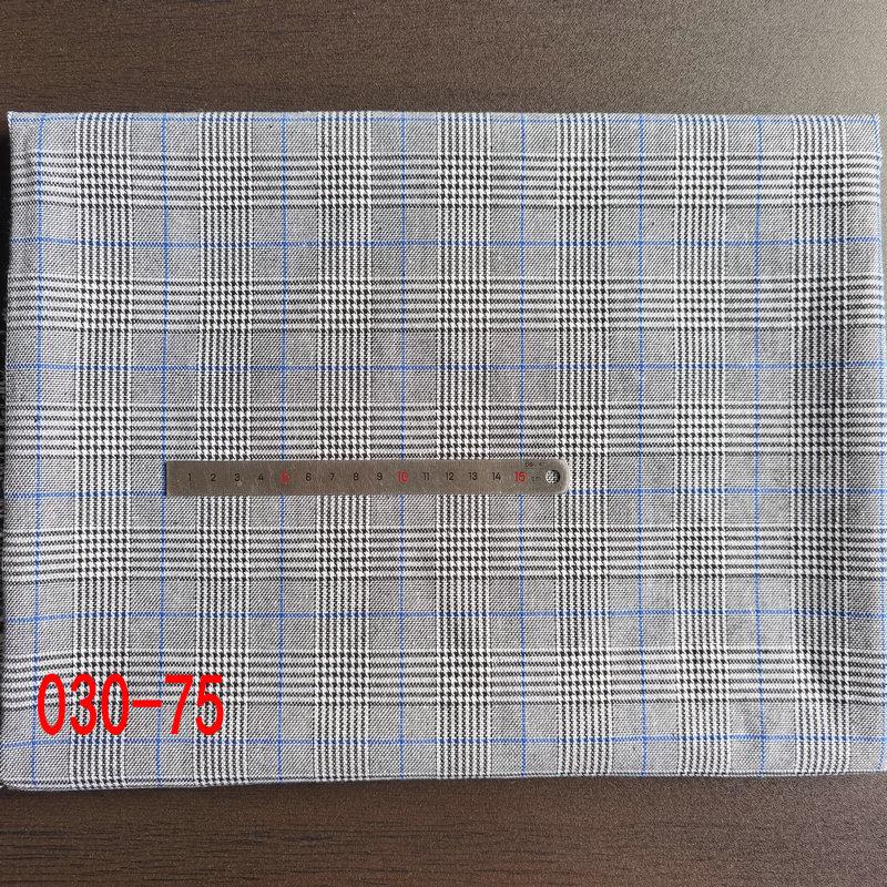 Spot Color-Woven Plaid Jacquard Fabric for Children's Autumn/Winter Brushed Polyester-Cotton Shirts
