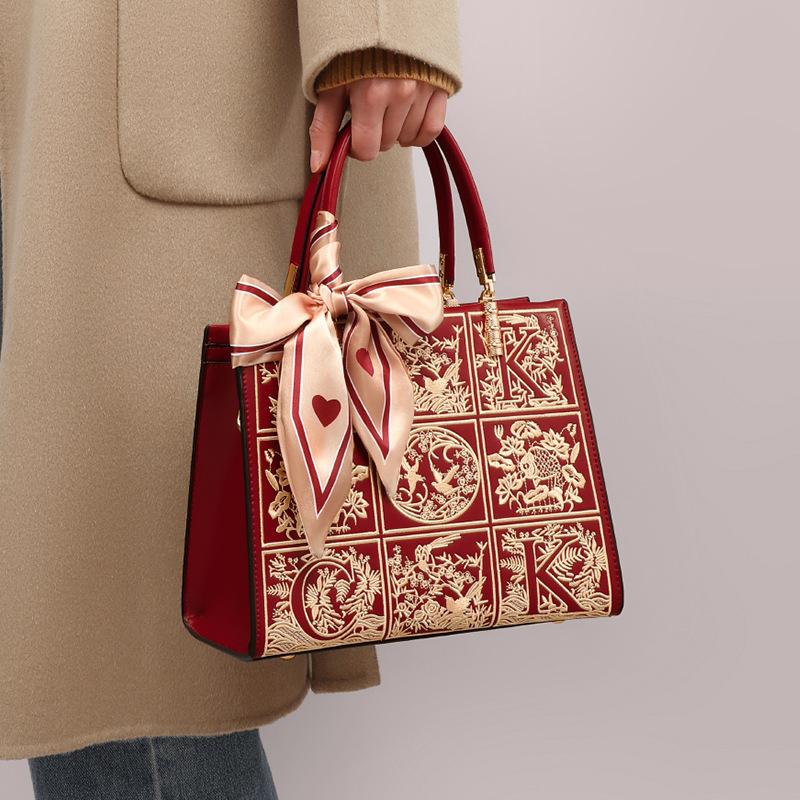 Bag Women'S Bag Messenger Bag Leather New Chinese High-End Bridal Wedding Bag Portable Mother Bag