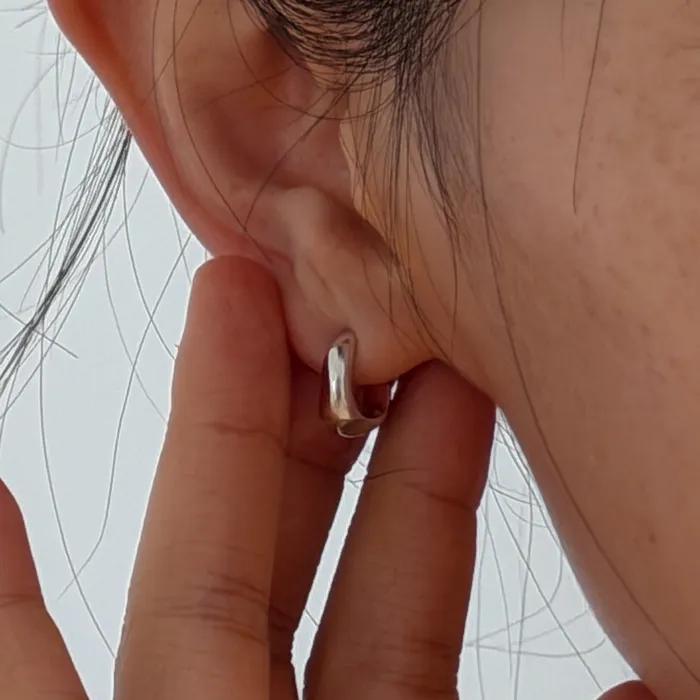 Silver Basic Hoop Earrings_mve07