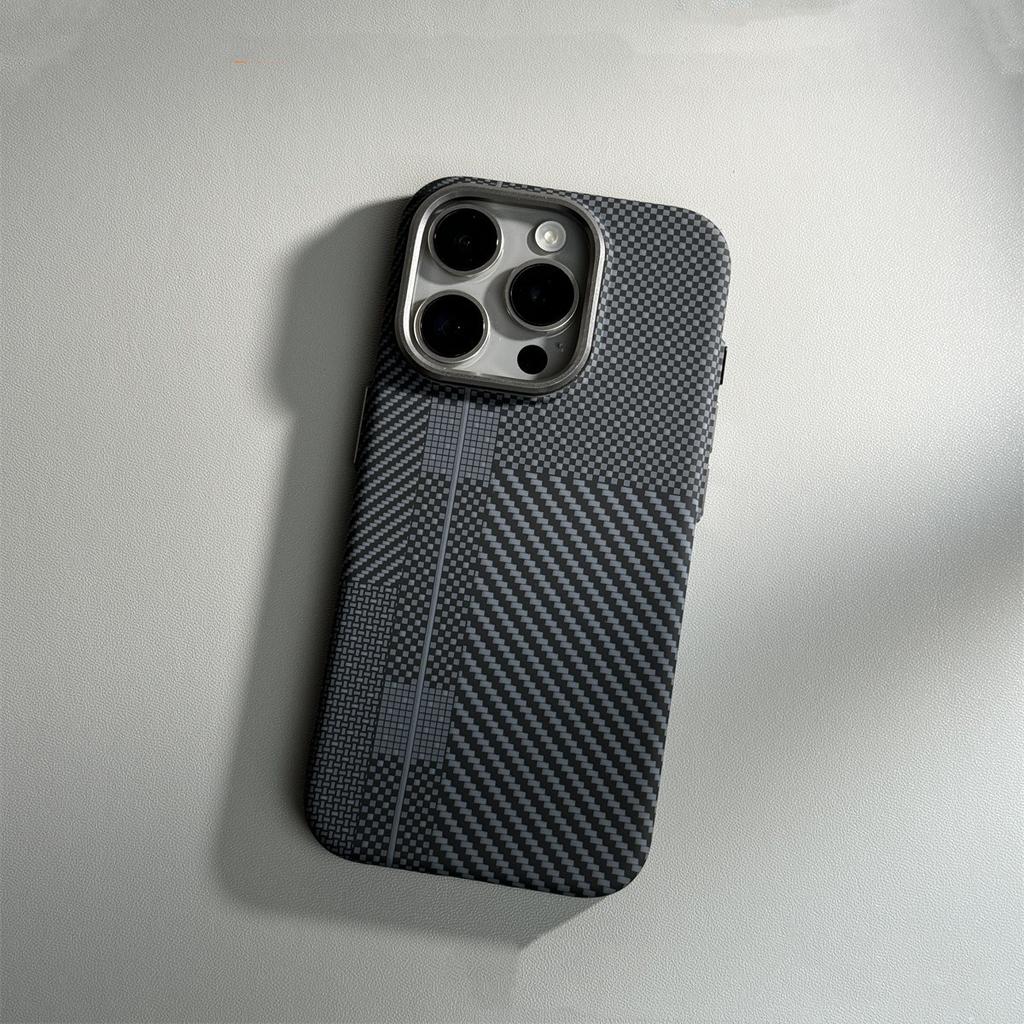 Applicable To IPhone 16 Track Kevlar Carbon Fiber Magnetic Phone Case Apple 15promax Anti Fall Protection Case