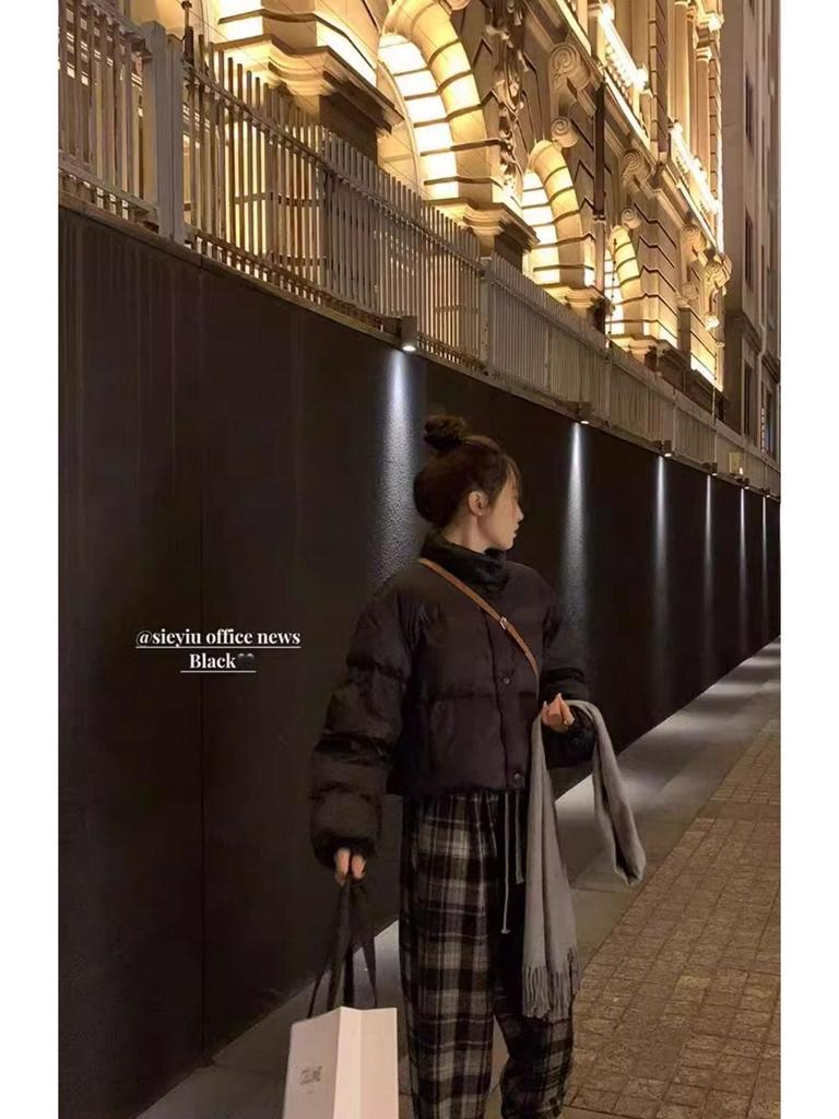 145 Women's Brown Vintage Plaid Wide-Leg Pants, High Waist, Fleece-Lined, Petite Size, Casual Autumn/Winter Style.