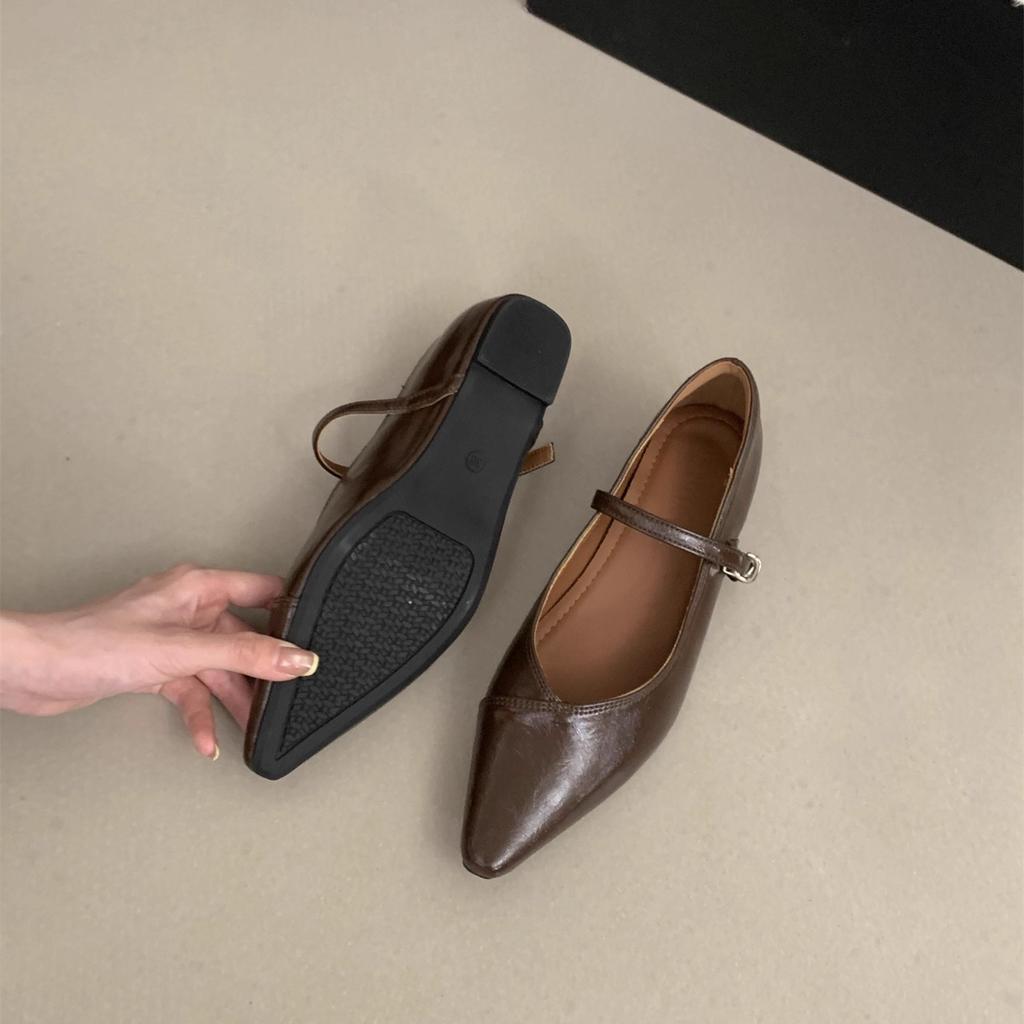 Inner height increase pointed head shallow mouth single shoes women's 2025 new autumn French commuter OL temperament evening Mary Jane shoes