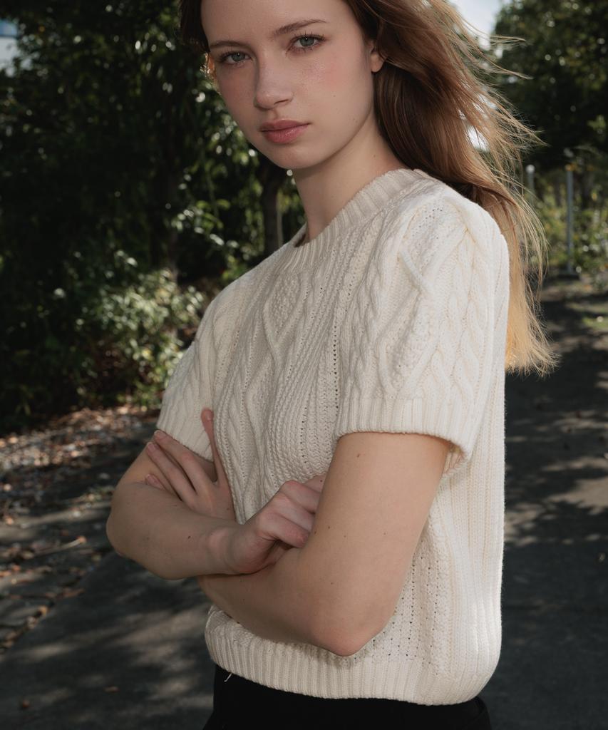 DEHEVE Half Sleeve Cable Knit [Ivory]