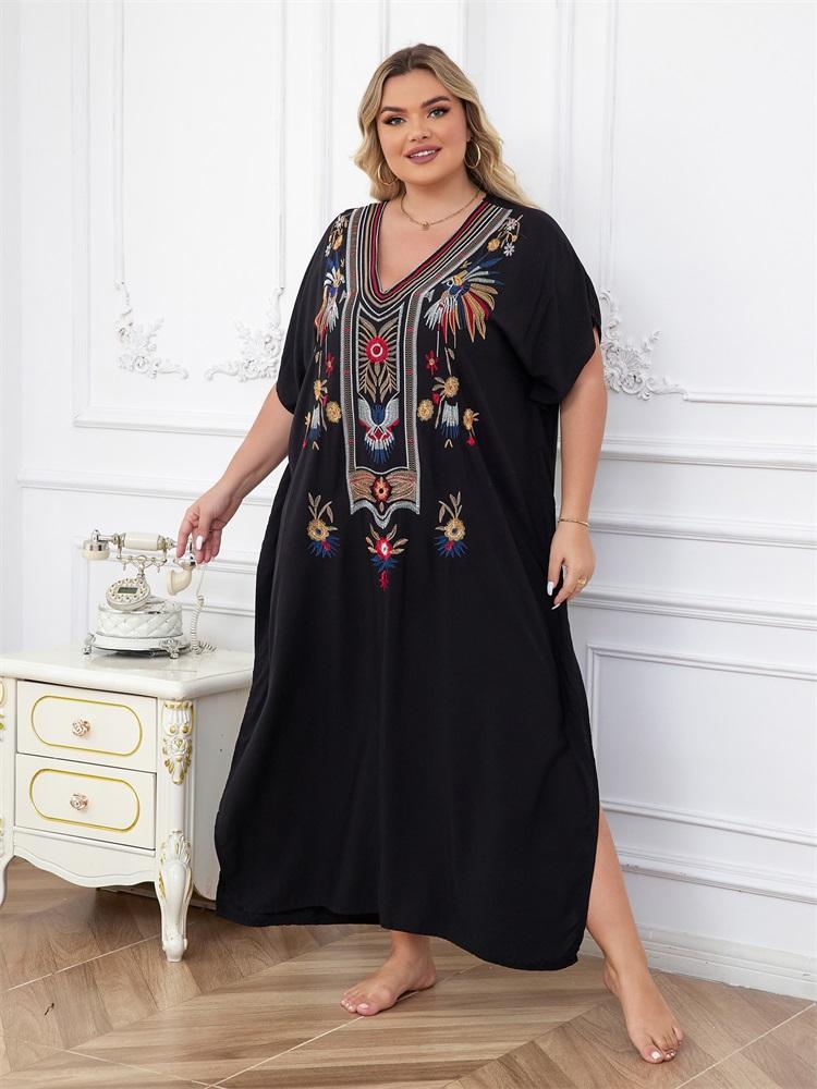 EDOLYNSA Schickes, lockeres Robenkleid im ethnischen Stil mit Stickereien 2024 für Damen, schwarzer V-Ausschnitt, Fledermausärmel, Kaftan, Urlaub, Strand, Bademode, Cover Up Q1688
