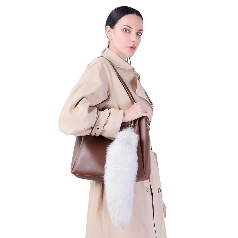 Silberblaufuchs Pelz XL Anhänger: Echter Pelz Damen Taschenanhänger & Auto-Schlüsselanhänger