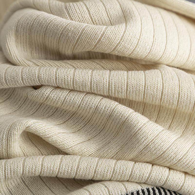 QICED This Is A Two-piece Set of Summer Round-neck Short-sleeved, Tapered, Slimming and Draping Long Pants with Contrasting Color Edges