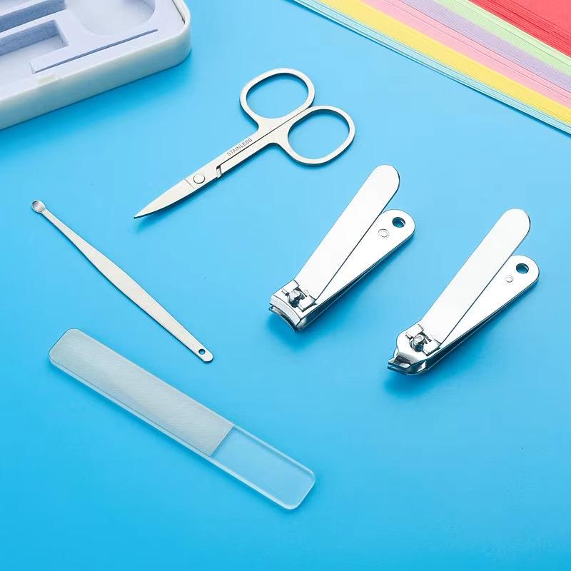 5pcs Custom Logo Professional Pedicure Manicure Kit Beauty Tool Nail Clippers 5 in 1 Stainless Steel Grooming Portable Durable