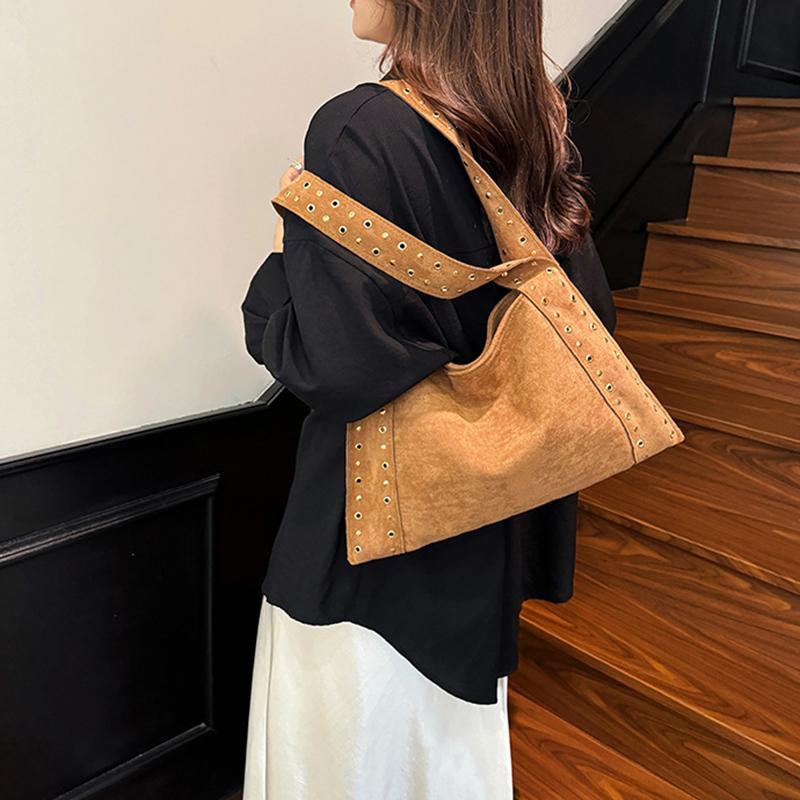 Retro Suede Rivet Shoulder Bags PU Leather Work Purses Large Tote Handbag Slouchy Locomotive for Women Travel Winter Fall