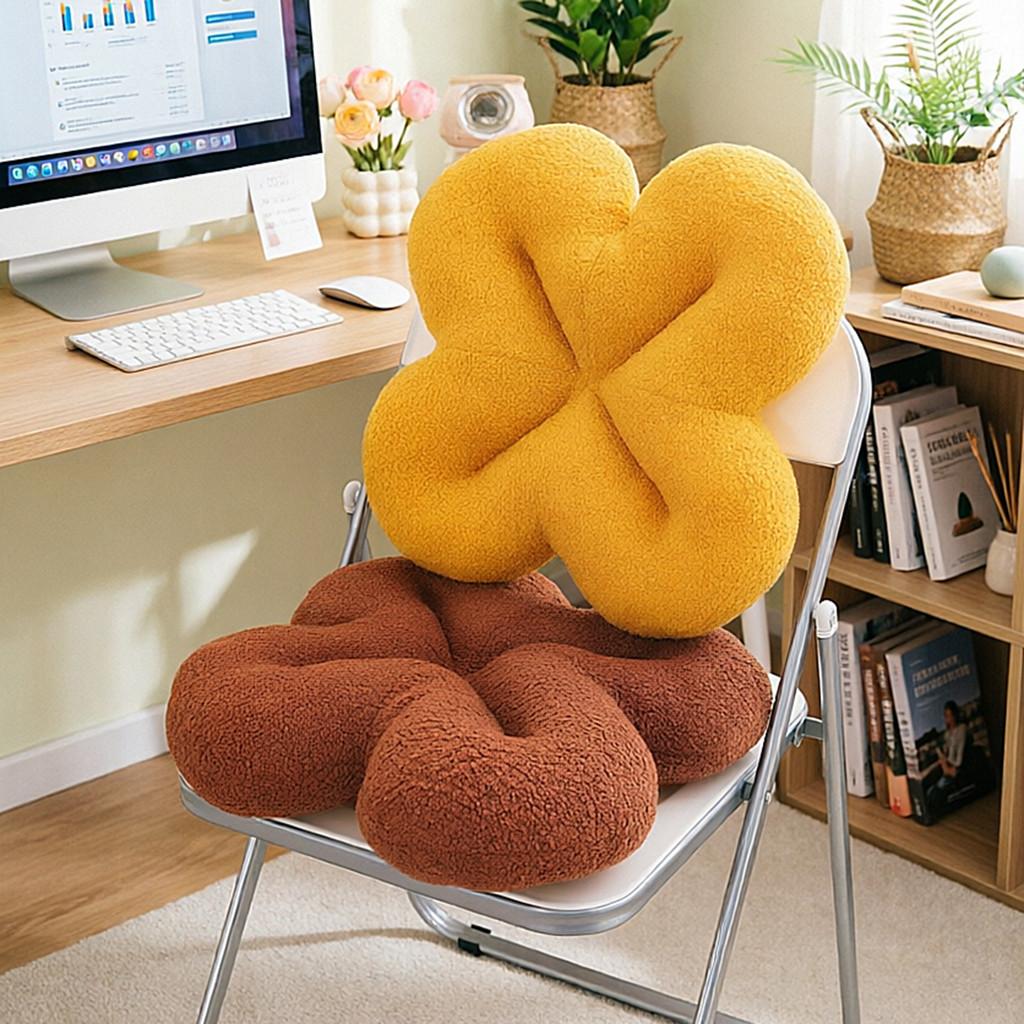 Four Leaf Clover Plush Seat Cushion With High Resilience Filling For Home And Office Comfort