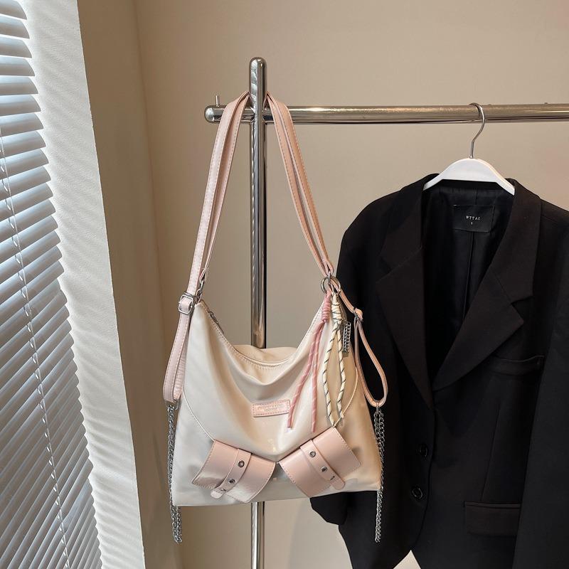 Commuter tote bag women's large-capacity new niche chain single shoulder messenger bag high-end backpack