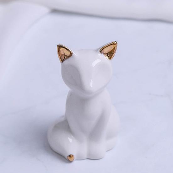 Cute Rabbit Sculpture Vibrant Color Long Lasting Wide Application