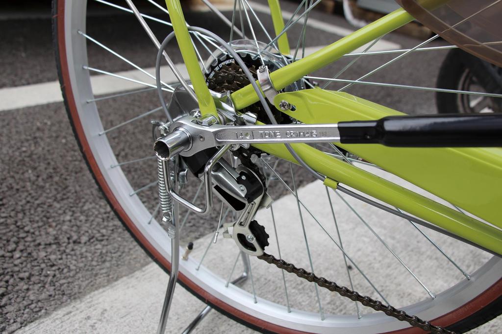 TONE Ratsche Ring Maulschlüssel 14 x 15mm CRW-1415 Schwarz,