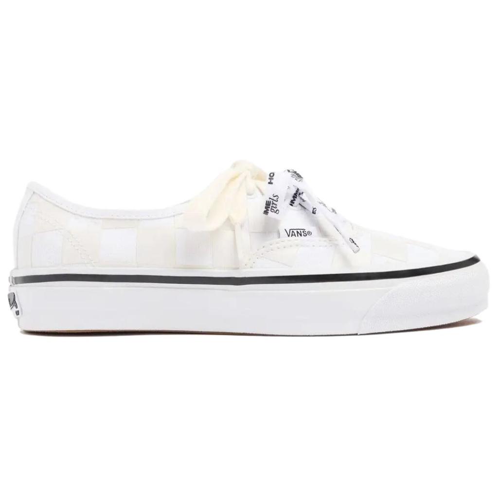 Vans HommeGirls x Authentic 44 Marshmallow White Unisex Sneakers VN000EEUCCZ