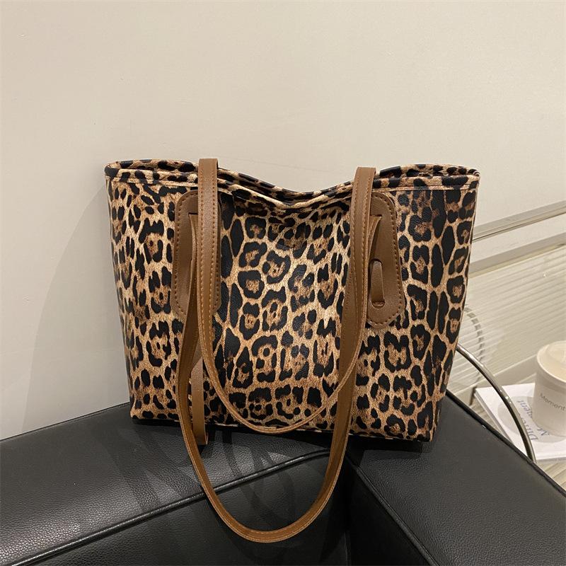 Premium Leopard Print Large Bag Large Capacity Bag Women's New Shoulder Bag Autumn and Winter Texture Tote Bag