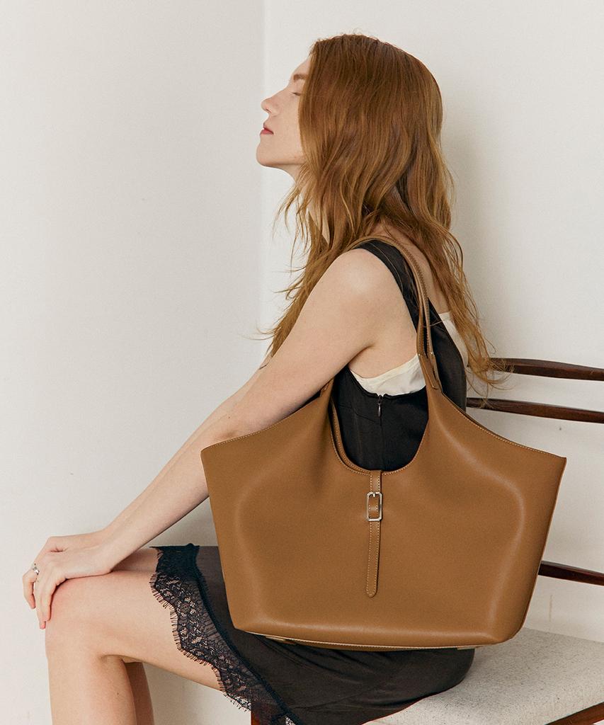 Ansouis Mud Brown Shoulder Bag