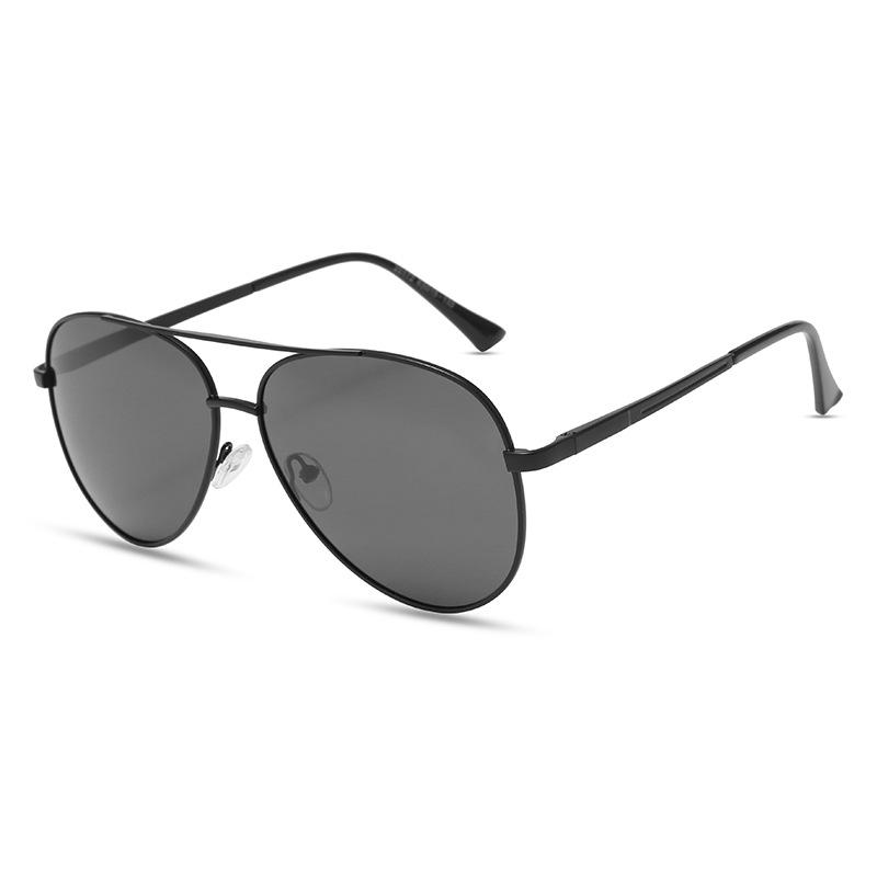 2026 Men's Polarized Aviator Sunglasses, Metal Frame, Sun Protection, Trendy Driving Style