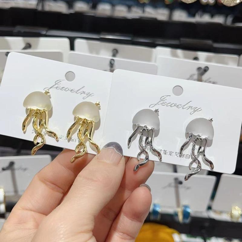 Women Floating Jellyfish Earrings Stud Silver Color Transparent Crystal Cute Deep-Sea Jellyfish Post Earrings Cute Jewelry