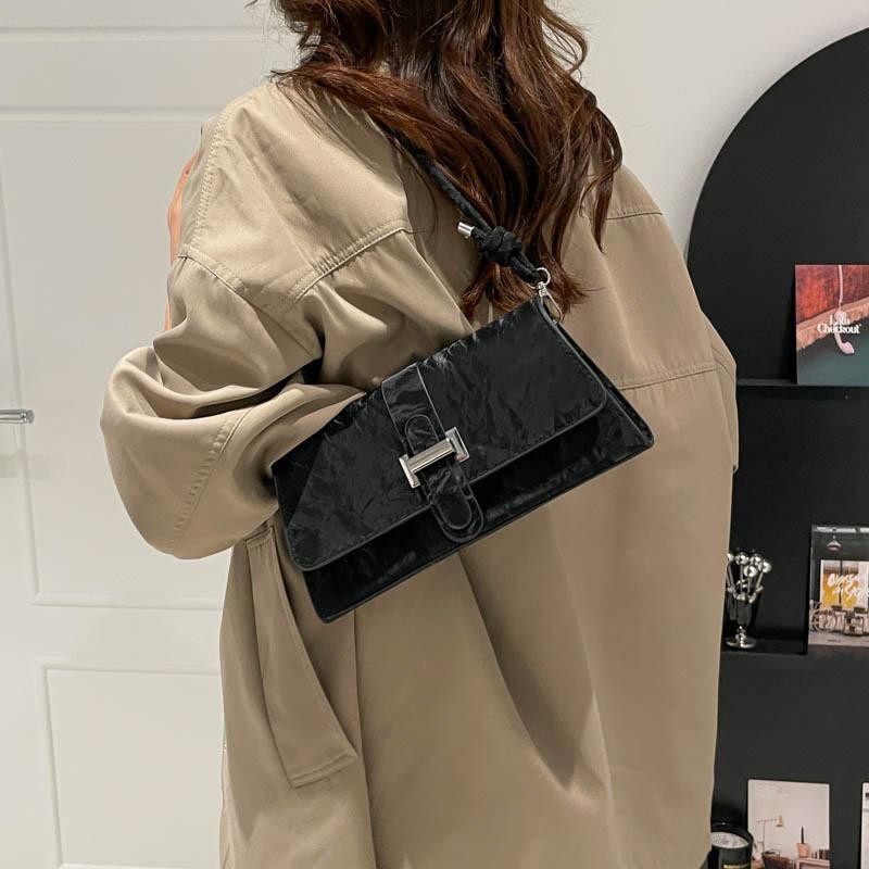 Textured commuter solid color small square bag new versatile messenger bag niche shoulder armpit bag