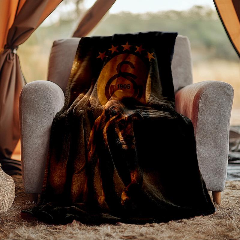 Galatasaray Flannel Blanket Soft Warm All-Season Throw, Design for Camping, Car Travel, Hiking Sofa, Bed, Office Perfect Gift for Parties