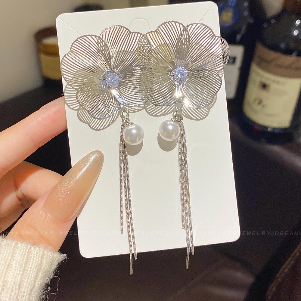925 Sterling Silver Full Diamond Tassel Earrings – High-End European & American Style, Super Shiny, Luxurious Ear Jewelry for Women.