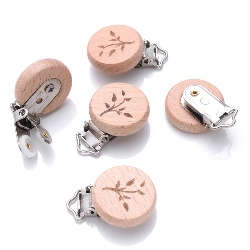 1Pcs 21 Style Baby Beech Pacifier Clips Heart Animal Rainbow Pattern Wooden Metal Clips for Nipple Holder Dummy Clip Soother