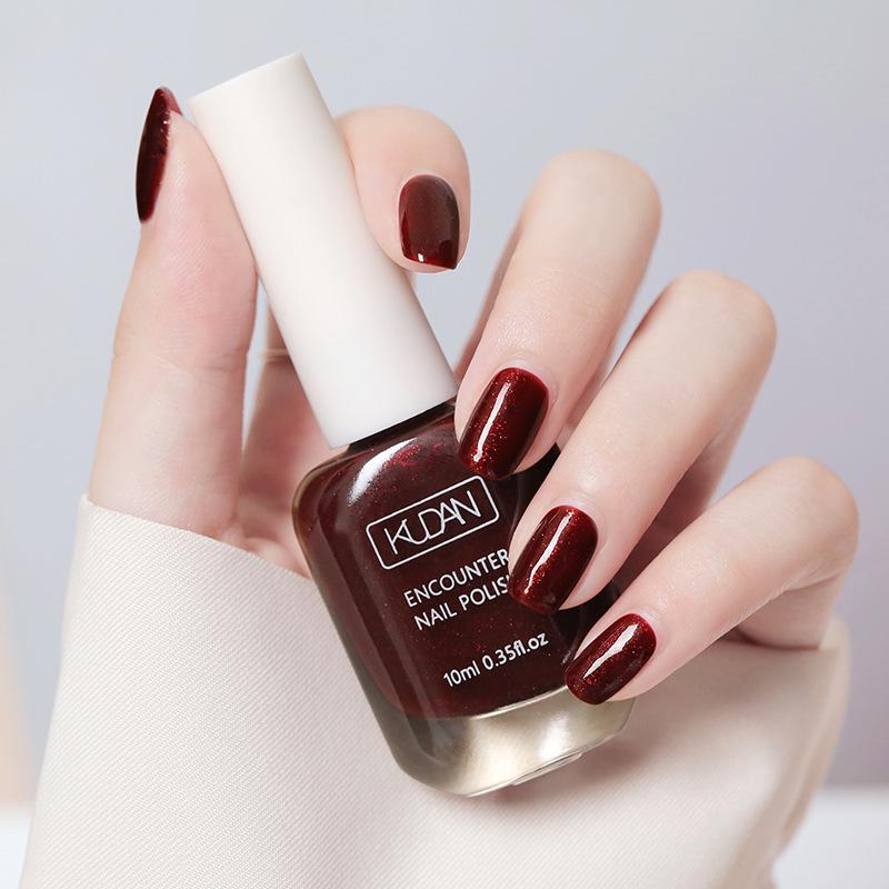 Long-Lasting Water-Based Peelable Nail Polish - No Lamp Needed, Quick-Drying, Colorfast, Perfect for Students and Salons.