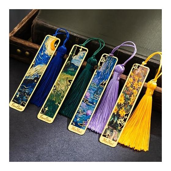 Metal Bookmarks Set of 4, Elegant Hollow Trim Book Page Markers, Gift for Women, Girls, Teachers, Friends, Book Lovers, Readers, Students, Daily