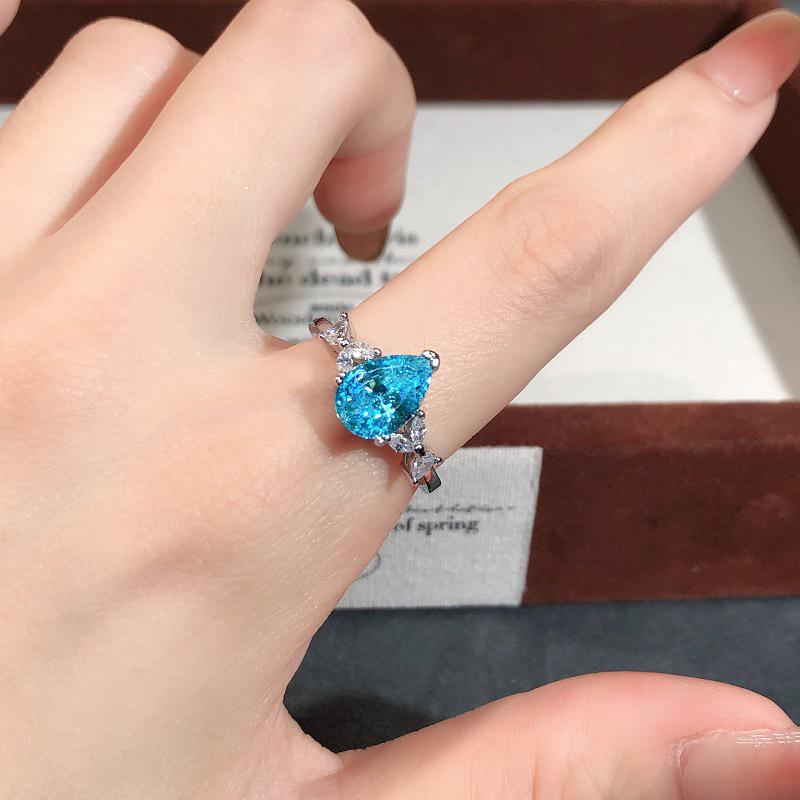 Exquisite Sea Blue Pear-Shaped Gemstone Ring for Women - Luxury, Brilliant, Niche Design