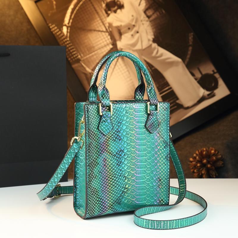 

Модная женская кожаная сумочка с узором змеиной кожи, маленькая универсальная сумка кроссбоди для мамы, 2025, новые сумки через плечо и сумки-мессенджеры зелёный