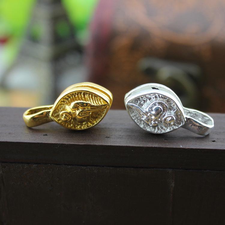 Messing Muschelclip mit tibetisch-buddhistischen Perlen: Rotes Sandelholz Bodhi-Samen, Kleinblättrig, 108-Perlen Zubehör