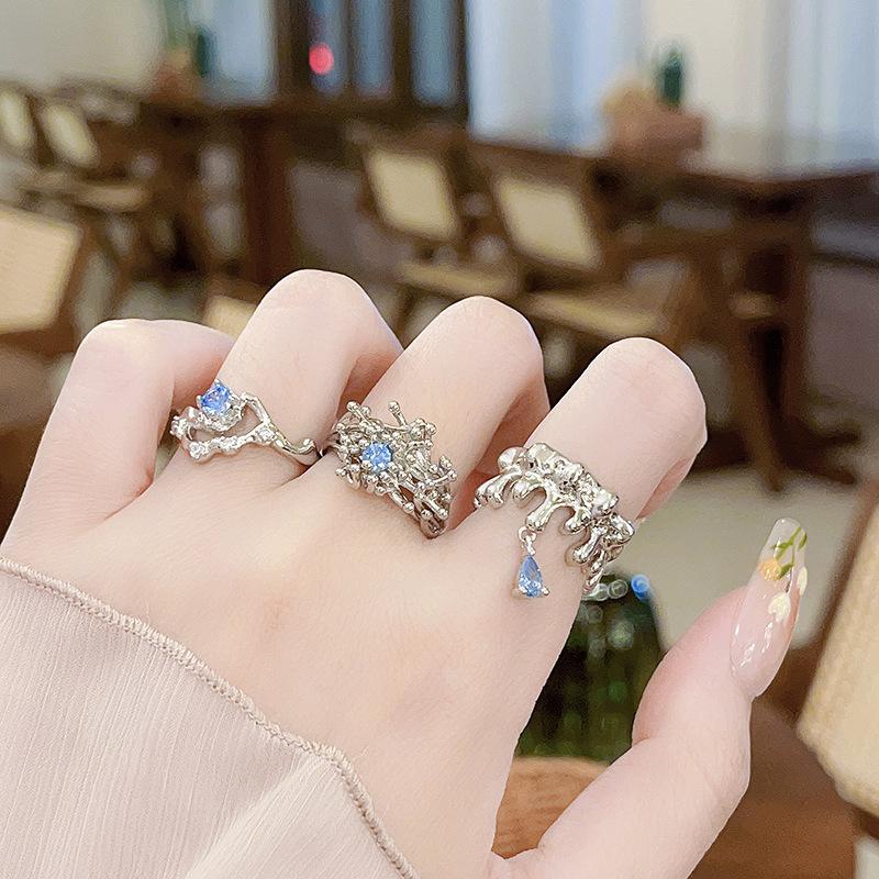 Original Design Niche Cold Wind Blue Zircon High Sense Irregular Folds Personality Open Ring Female