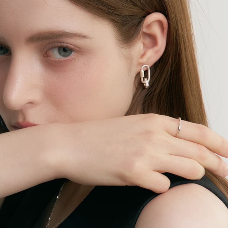 UNI.J [Cotidiano]Link Hexagon Silver Earring Ie403