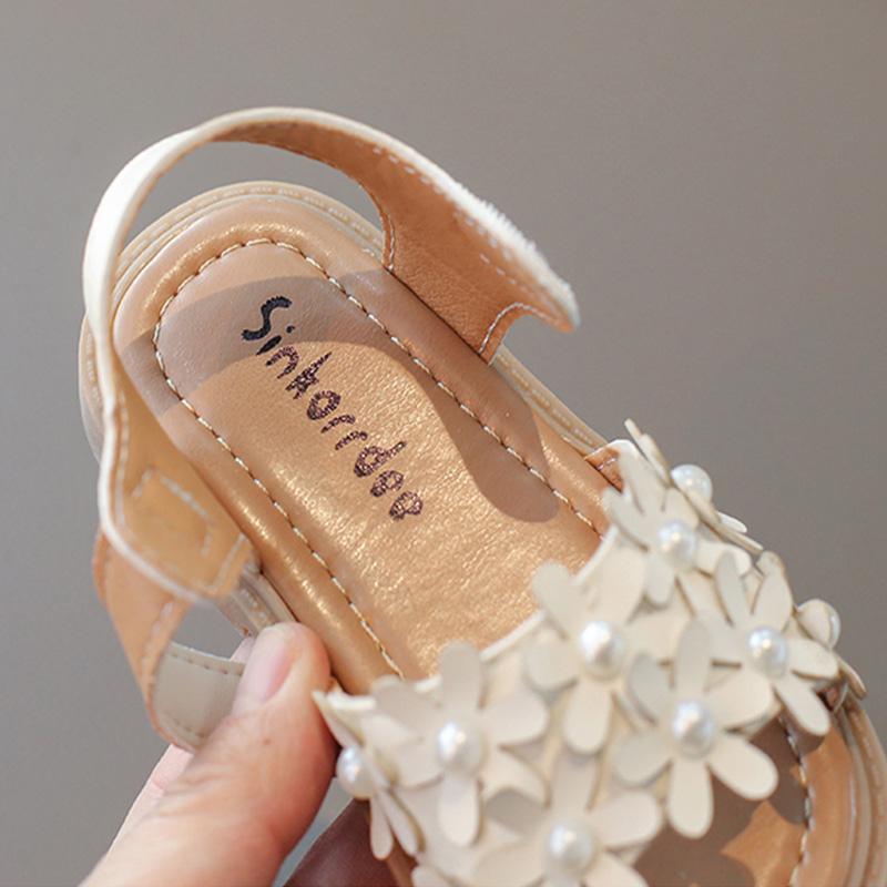 Girls Sandals Flower Sweet Soft Children's Beach Shoes Kids Cute Summer Floral Sandals Princess Fashion
