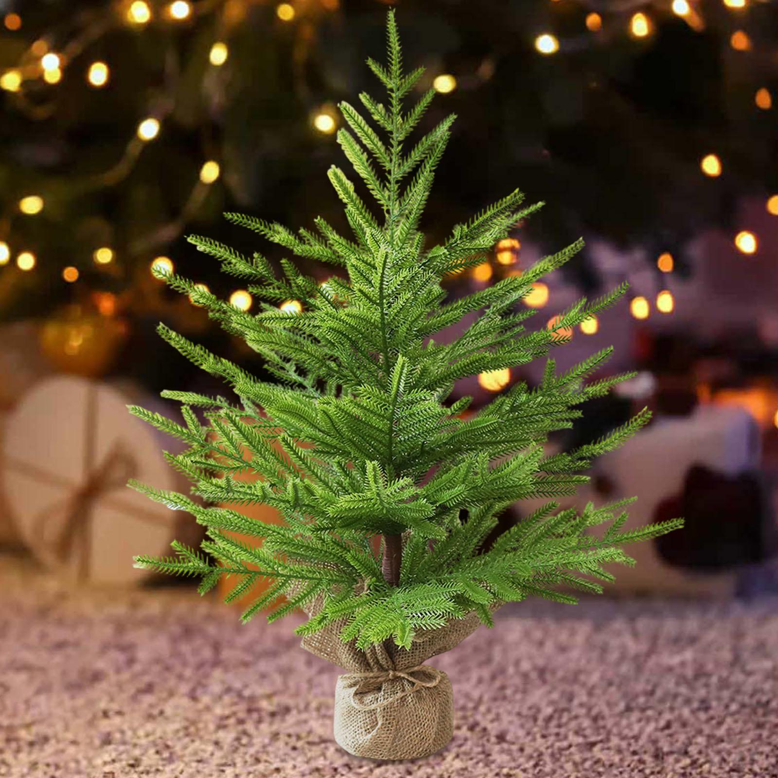 

Artificial Small Christmas Tree Christmas Decoration for Malls Festival Bar зелений