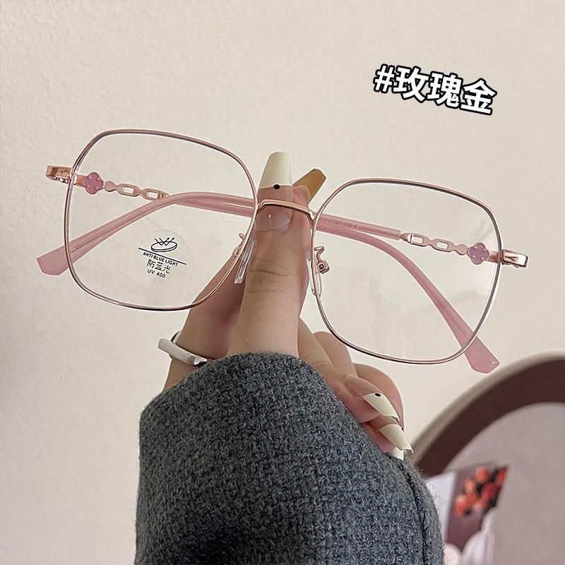Vintage Retro Square Glasses Frame for Women Blue Light Blocking High Quality Eyewear Fashion Eyeglasses